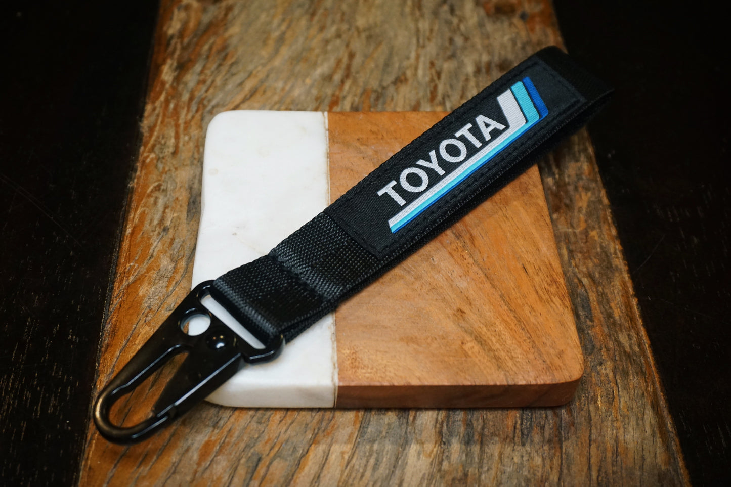 Blue Vintage Heritage Stripes Keychain for Toyota, Metal Clip-On Accessory